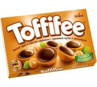 Конфеты Toffifee орешки в карамели (125 гр)