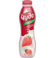 Йогурт Чудо питьевой Клубника-Земляника 2.4% (690 гр)